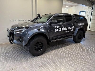 Grå Begagnad 2025 Isuzu D-Max Sedan | 995 000 kr