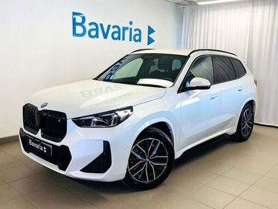 begagnad BMW iX1 xDrive30 M-sport Värmare Elstolar Drag Aktiv farth