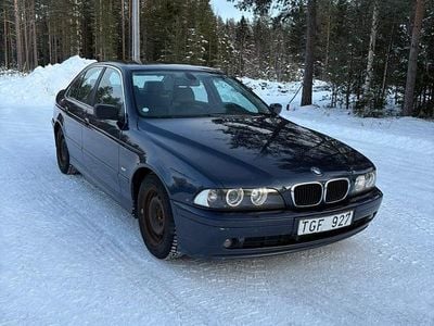Begagnad 2002 BMW 520 Sedan | 30 000 kr