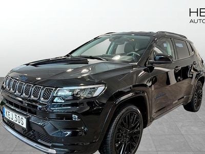 Svart Begagnad 2022 Jeep Compass SUV | 254 900 kr (Marknadspris)