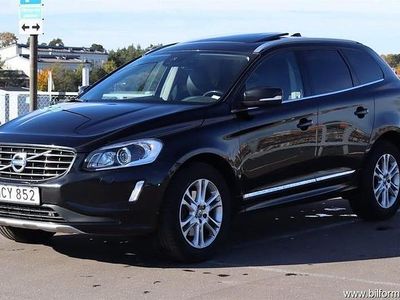 Svart samma som bilen Begagnad 2015 Volvo XC60 Summum SUV | 159 900 kr (Marknadspris)