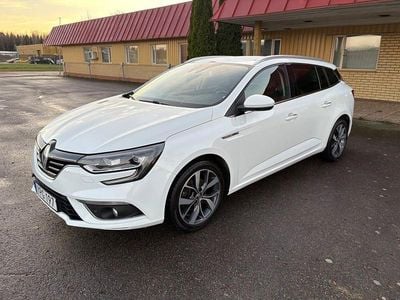 Vit Begagnad 2018 Renault Mégane GrandTour Kombi | 104 900 kr (Bra pris)