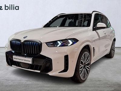 Begagnad BMW X5 Comfort Edition 490 HK (360 kW) 2025 Vit SUV