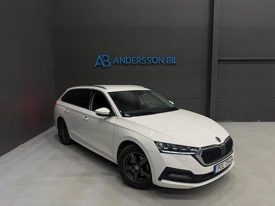 Begagnad Skoda Octavia Ambition 116 HK (85 kW) 2022 Vit Kombi