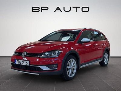 Begagnad VW Golf Alltrack 180 HK (132 kW) 2016 Röd Kombi