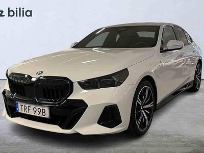 Vit Begagnad 2025 BMW 530e Comfort Edition Sedan | 679 900 kr (Lite dyr)