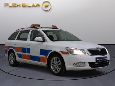 begagnad Skoda Octavia Kombi 2.0 TDI 4x4 Reflexdekor Alkolås MOMS