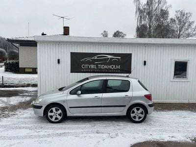 Ljusgrå Begagnad 2002 Peugeot 307 Halvkombi | 9 900 kr (Bra pris)