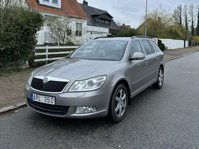 begagnad Skoda Octavia 1.6 TDI 105hk Svensksåld