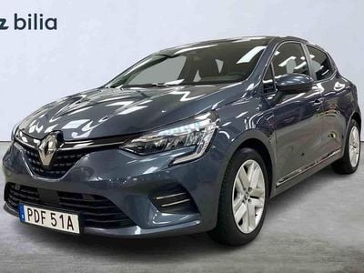 Grå Begagnad 2023 Renault Clio V Halvkombi | 149 900 kr (Marknadspris)