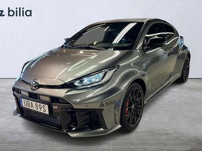 Silver Begagnad 2024 Toyota Yaris Premium Halvkombi | 589 900 kr