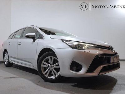 Silver Begagnad 2017 Toyota Avensis Active Kombi | 159 900 kr (Marknadspris)