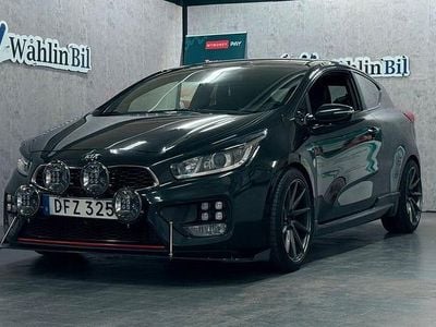 Svart Begagnad 2014 Kia ProCeed GT Halvkombi | 114 900 kr