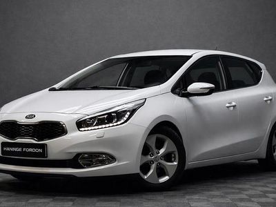 Begagnad Kia Ceed Comfort 135 HK (99 kW) 2013 Vit Halvkombi