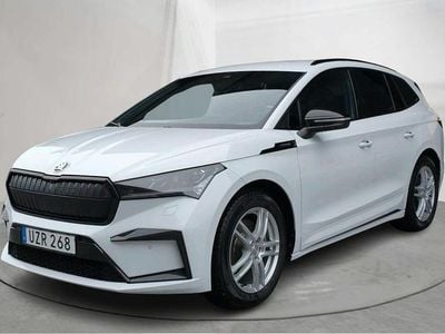 Vit Begagnad 2023 Skoda Enyaq iV SportLine SUV | 339 000 kr (Marknadspris)