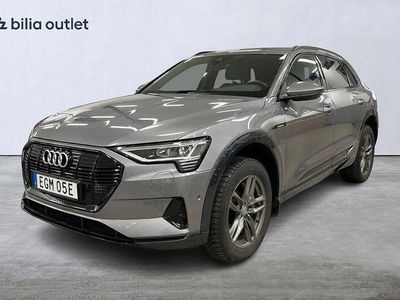 begagnad Audi e-tron 55 quattro S-Line COCKPIT Drag Adp.farth 2020 Grå