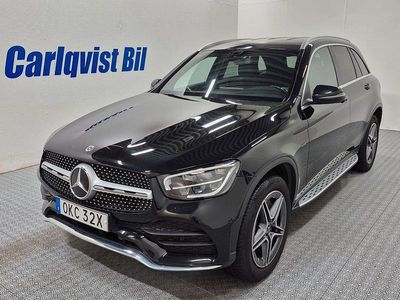 Svart Begagnad 2021 Mercedes GLC300 AMG | 379 000 kr