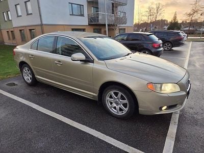 Begagnad 2007 Volvo S80 Momentum Sedan | 35 000 kr (Marknadspris)