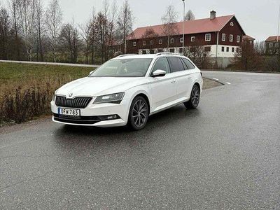 Begagnad 2017 Skoda Superb LAURIN & KLEMENT Kombi | 160 000 kr (Lite dyr)