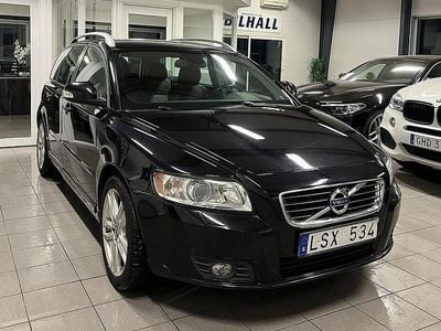 Begagnad Volvo V50 Momentum 116 HK (85 kW) 2012 Svart Kombi