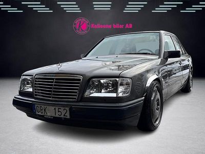 Mörkgrå Begagnad 1987 Mercedes E300 Sedan | 48 900 kr