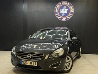 Grå Begagnad 2013 Volvo S60 Momentum Sedan | 124 800 kr