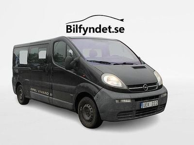 Svart Begagnad 2003 Opel Vivaro Minibuss | 49 900 kr (Superpris)