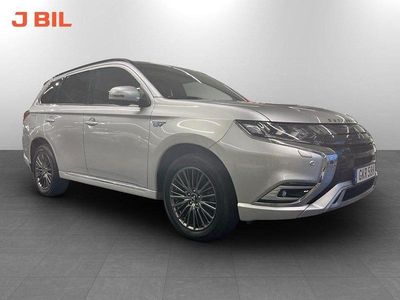 Silver Begagnad 2020 Mitsubishi Outlander Edition SUV | 284 900 kr (Lite dyr)