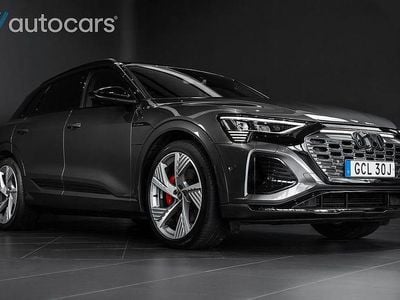 Grå Begagnad 2023 Audi Q8 e-tron S-Line SUV | 748 750 kr (Dyr)