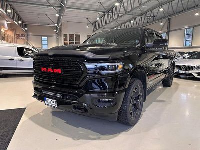 Svart Begagnad 2023 RAM 1500 Pickup | 1 137 380 kr