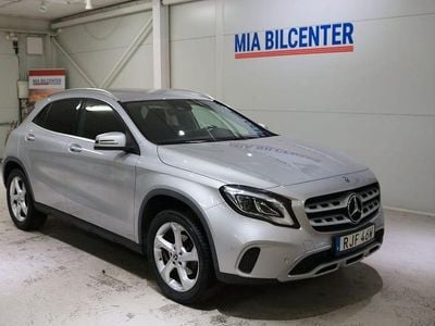 Grå Begagnad 2017 Mercedes GLA180 SUV | 179 000 kr