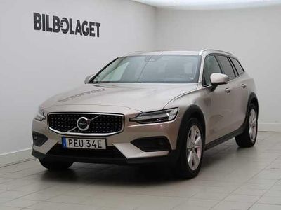 Begagnad 2024 Volvo V60 CC Kombi | 399 800 kr (Marknadspris)