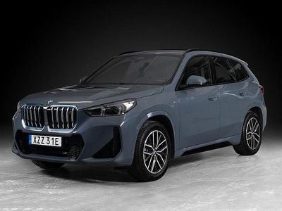 Mörkgrå Begagnad 2022 BMW iX1 M Sport SUV | 519 000 kr (Dyr)