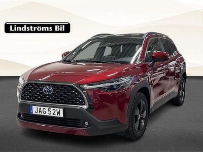 Röd Begagnad 2022 Toyota Corolla Cross Executive SUV | 404 900 kr (Lite dyr)