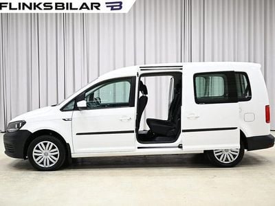 Vit Begagnad 2017 VW Caddy Maxi Life Life Minibuss | 148 750 kr (Superpris)