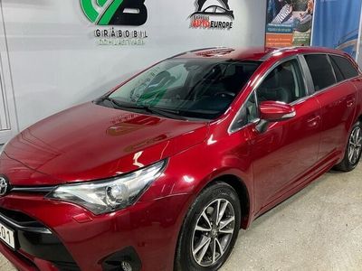 begagnad Toyota Avensis Kombi 1.8 Active Plus Euro-6 0% RÄNTA 36-MÅN