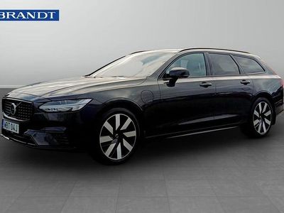 Grå Begagnad 2025 Volvo V90 Plus Kombi | 499 900 kr
