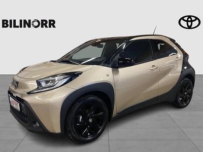Ljusbrun Begagnad 2024 Toyota Aygo X Pulse SUV | 229 900 kr (Lite dyr)