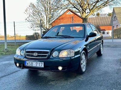 Mörkgrön Begagnad 2005 Kia Magentis Sedan | 15 000 kr