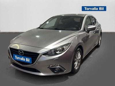 Begagnad Mazda 3 Core 120 HK (88 kW) 2014 Silver aluminium Halvkombi