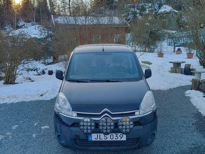 Begagnad Citroën Berlingo 75 HK (55 kW) 2015 Minibuss