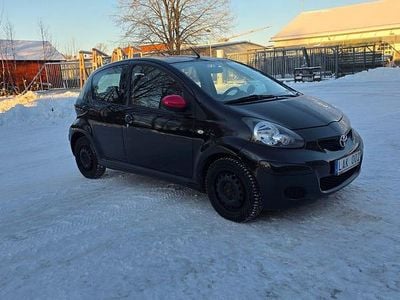 Begagnad 2010 Toyota Aygo Halvkombi | 29 500 kr (Lite dyr)