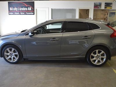 begagnad Volvo V40 D3 (150hk) Momentum, Greyline / R-Design / GPS / N