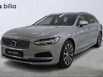 Begagnad Volvo V90 Core 253 HK (186 kW) 2023 Silver Kombi