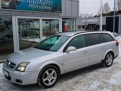 Begagnad Opel Vectra 175 HK (128 kW) 2004 Grå Kombi