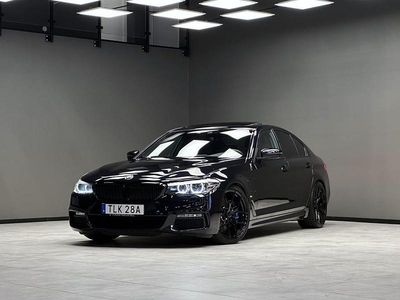 Svart Begagnad 2020 BMW 530 iPerformance Sedan | 299 900 kr (Dyr)