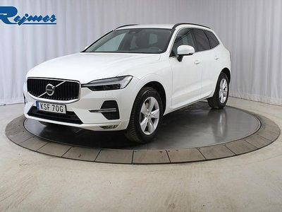 Begagnad Volvo XC60 Core 197 HK (144 kW) 2023 Crystal vit metallic SUV