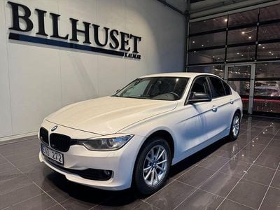 Vit Begagnad 2012 BMW 320 Sedan | 119 900 kr (Lite dyr)