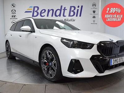 Vit Begagnad 2024 BMW i5 Comfort Edition Sedan | 719 500 kr (Marknadspris)