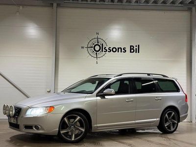 Ljusgrå Begagnad 2012 Volvo V70 R-Design Kombi | 109 900 kr (Lite dyr)